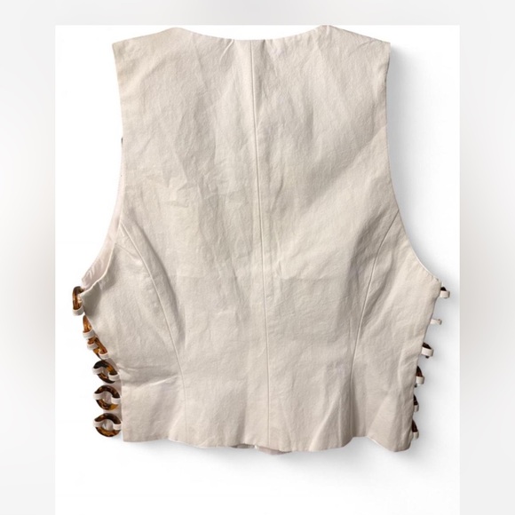 Zara Women's Sleeveless Blouse - Picture 2 of 5